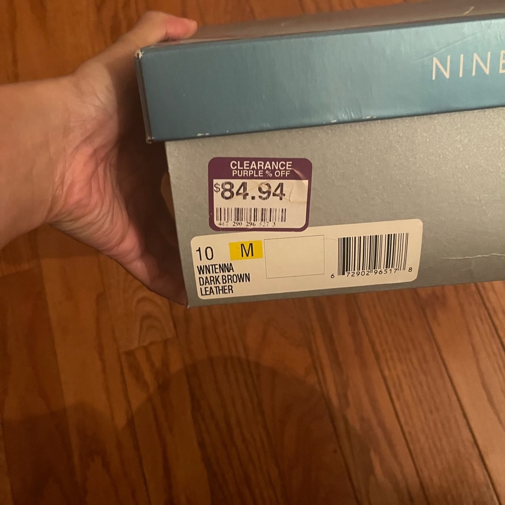 Never worn brown size ten Nine West boots - Picture 2 of 8